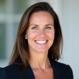 Professional headshot of Susan Carter